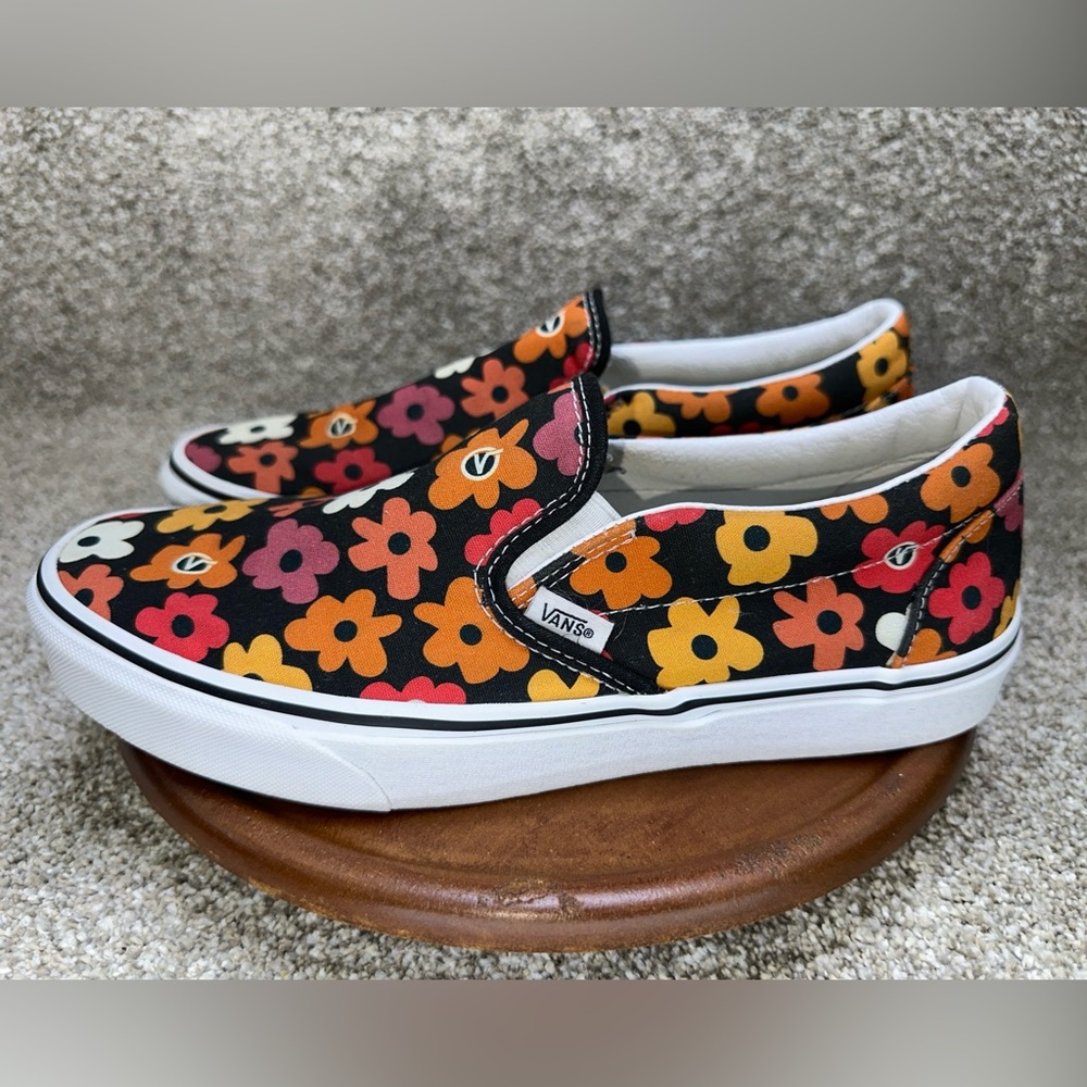Size 9.5 Men’s  Women’s 11 Unisex - VANS Classic Slip-On Flower Power Project X